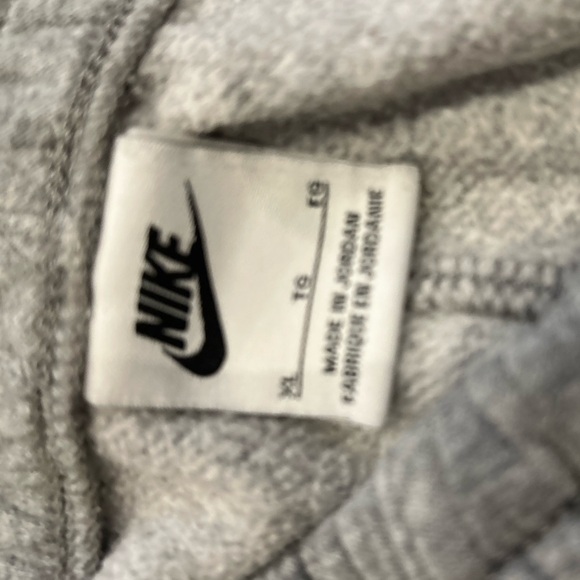 Bundle 2 pair of Gray Nike Joggers. YOUTH XL. Good condition. - Picture 4 of 5